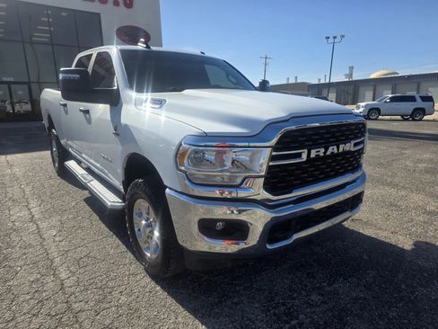 Used 2024 RAM 2500 Big Horn w/ Off Road Package AWD/4WD image 1