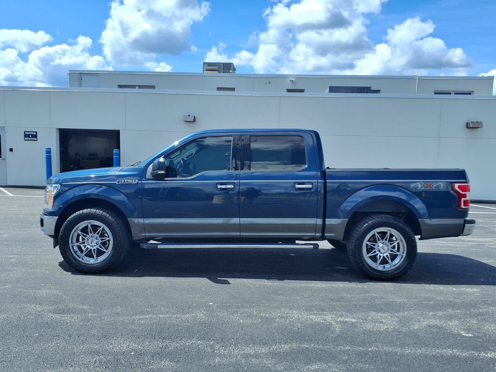 Used 2020 Ford F150 XLT w/ Equipment Group 302A Luxury AWD/4WD image 8
