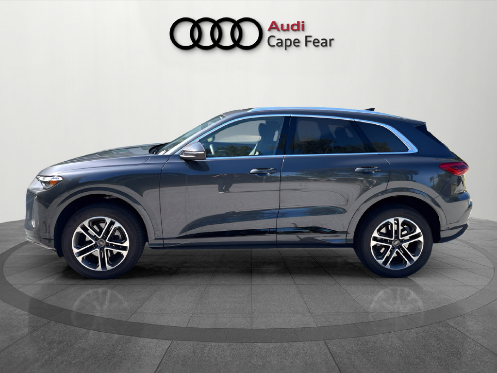 Used 2026 Audi Q5 Premium w/ Convenience Package AWD/4WD image 2