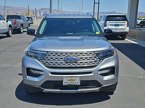 Used 2024 Ford Explorer Limited image 8