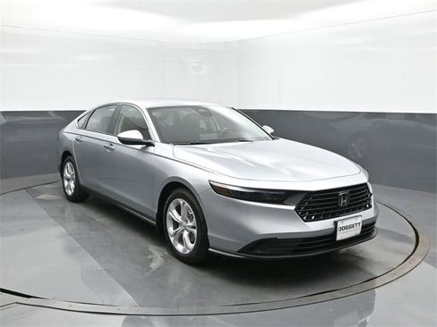 New 2025 Honda Accord LX image 22