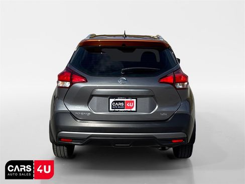 Used 2019 Nissan Kicks SR w/ SR Premium Package image 6