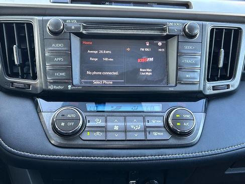 Used 2015 Toyota RAV4 XLE image 23