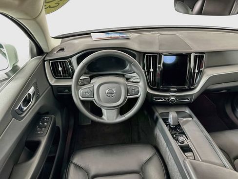 Used 2023 Volvo XC60 B5 Core AWD/4WD image 23