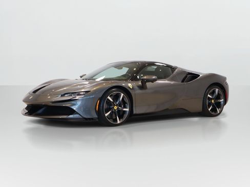 Certified 2025 Ferrari SF90 Spider AWD/4WD image 40