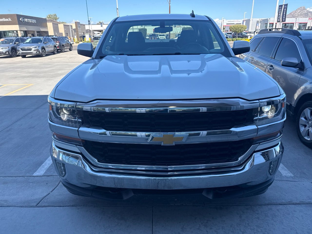 Used 2017 Chevrolet Silverado 1500 LT w/ All Star Edition AWD/4WD image 8