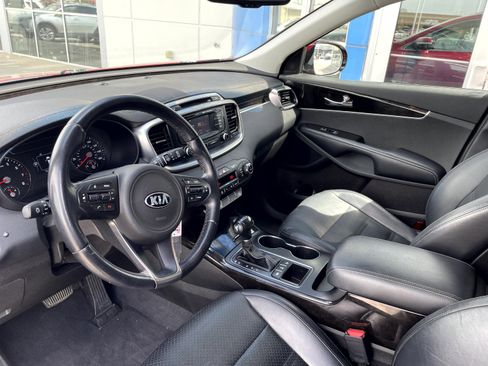 Used 2016 Kia Sorento EX image 12