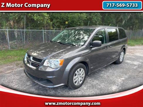 Used 2018 Dodge Grand Caravan SE w/ UConnect Hands-Free Group FWD image 1