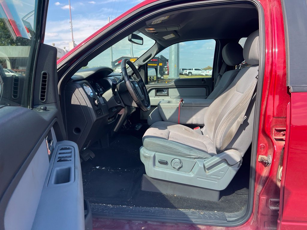 Used 2014 Ford F150 XLT w/ Equipment Group 302A Luxury RWD image 9