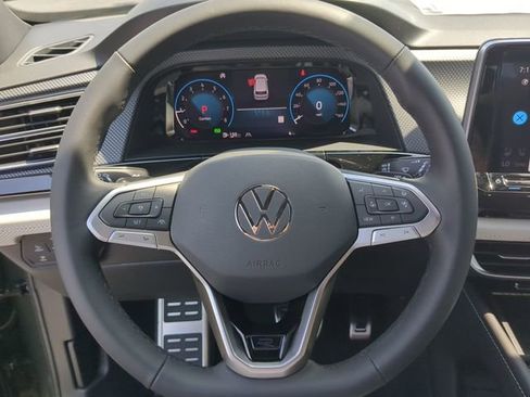 New 2026 Volkswagen Atlas Cross Sport SEL Premium R-Line AWD/4WD image 32
