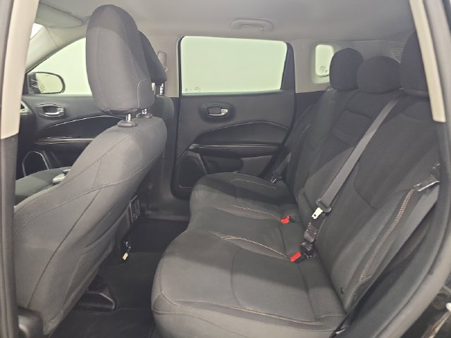 Used 2019 Jeep Compass Sport FWD image 16