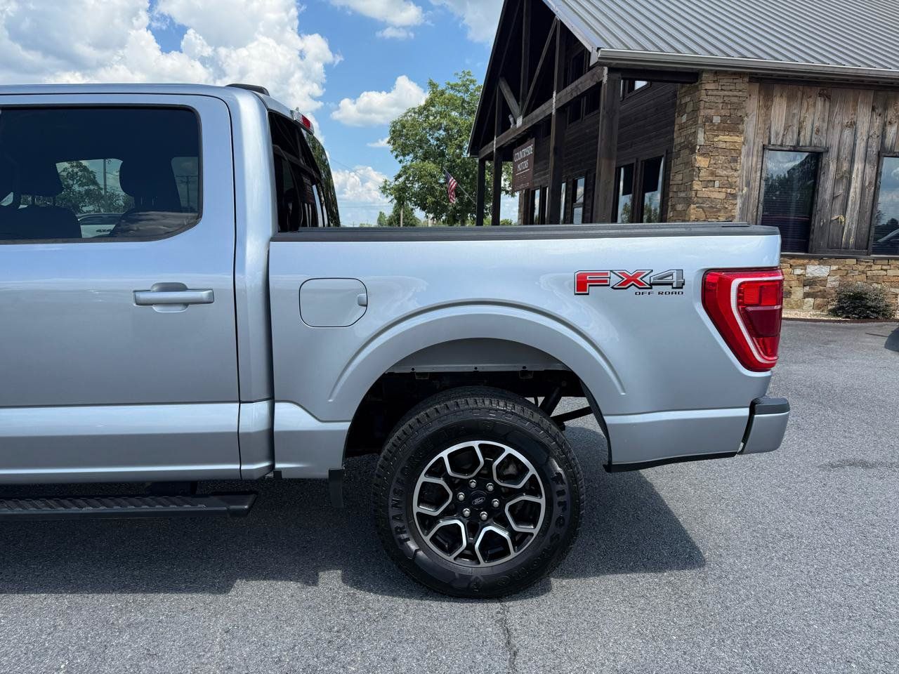 Used 2022 Ford F150 XLT w/ Equipment Group 302A High AWD/4WD image 36