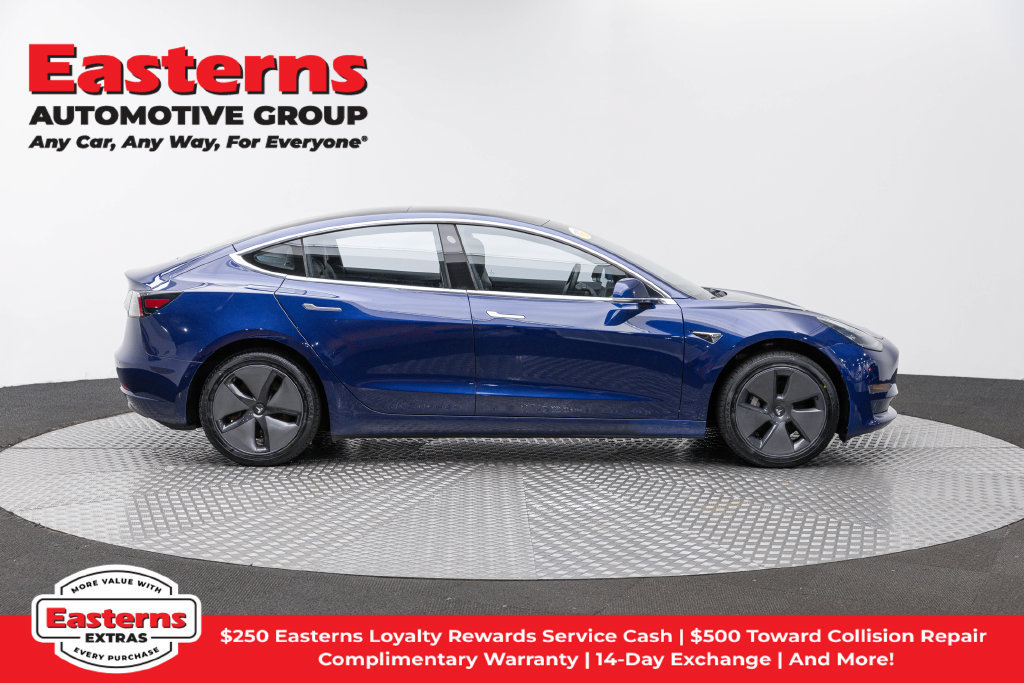 Used 2018 Tesla Model 3 Long Range RWD image 5