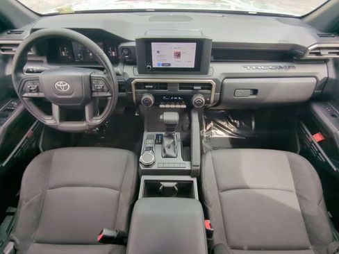 Used 2025 Toyota Tacoma SR image 15