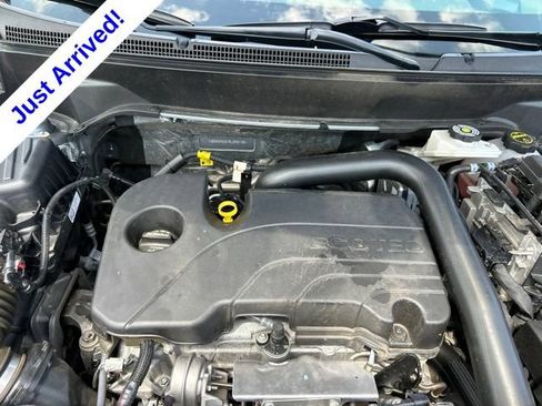 Used 2024 Chevrolet Equinox LT FWD image 35