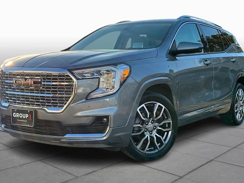 Used 2023 GMC Terrain Denali image 2
