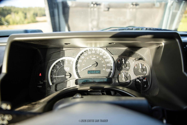 Used 2005 HUMMER H2 w/ Preferred Equipment Group AWD/4WD image 25