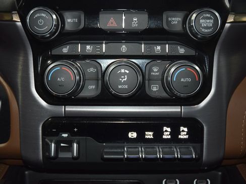 Used 2021 RAM 3500 Limited AWD/4WD image 30