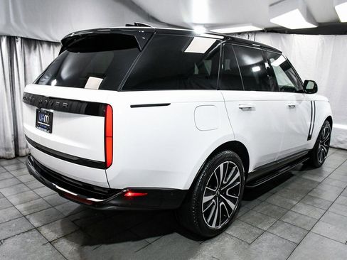 Used 2024 Land Rover Range Rover SE image 6