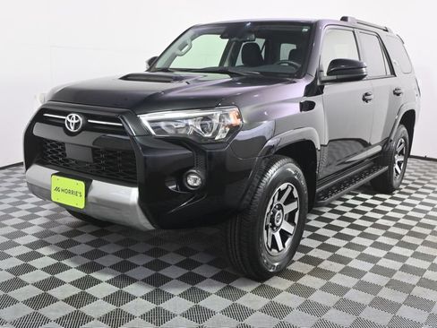 Used 2024 Toyota 4Runner TRD Off-Road AWD/4WD image 2