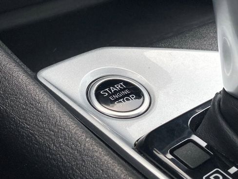 Used 2025 Nissan Altima 2.5 SV FWD image 23