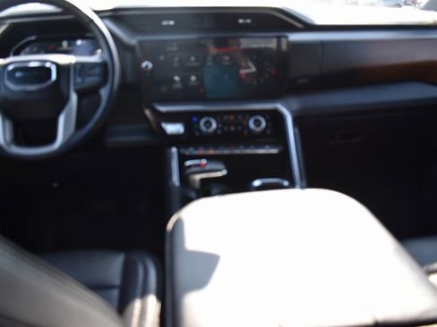 Certified 2023 GMC Sierra 1500 Denali image 17