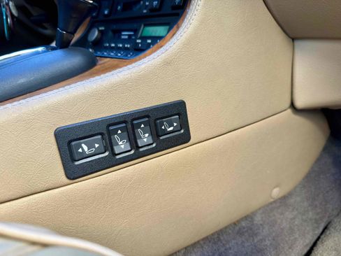 Used 1988 Jaguar XJ6 image 99