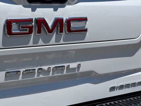 Used 2023 GMC Sierra 1500 Denali w/ Technology Package AWD/4WD image 54