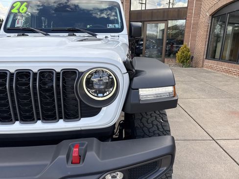 Used 2026 Jeep Wrangler Unlimited Rubicon AWD/4WD image 10