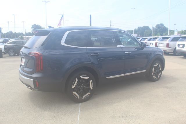 Used 2024 Kia Telluride S w/ S Sunroof Package FWD image 6
