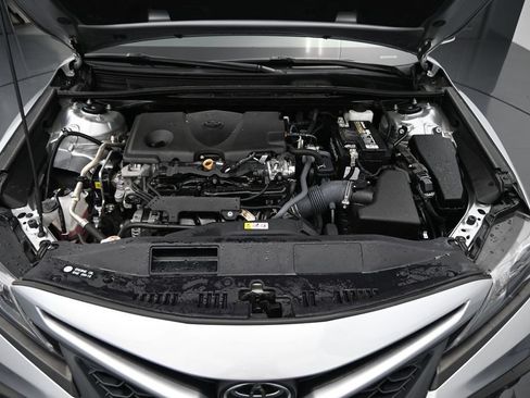 Used 2024 Toyota Camry SE FWD image 14