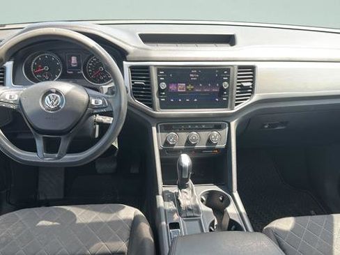 Used 2018 Volkswagen Atlas Launch Edition FWD image 9