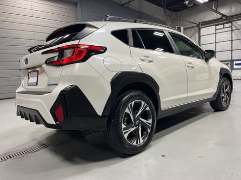 Used 2024 Subaru Crosstrek 2.0i Premium image 7