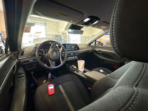 Used 2022 Hyundai Sonata SEL w/ Cargo Package FWD image 6
