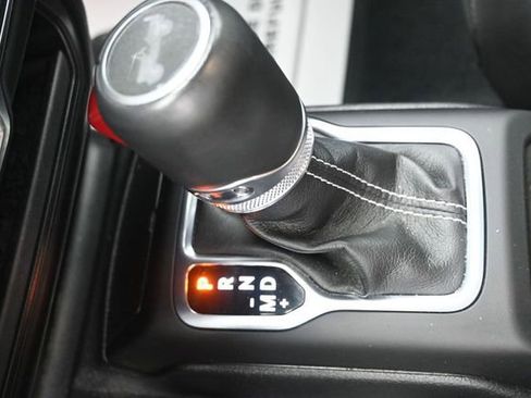 Used 2023 Jeep Wrangler Unlimited Sahara w/ Cold Weather Group AWD/4WD image 13