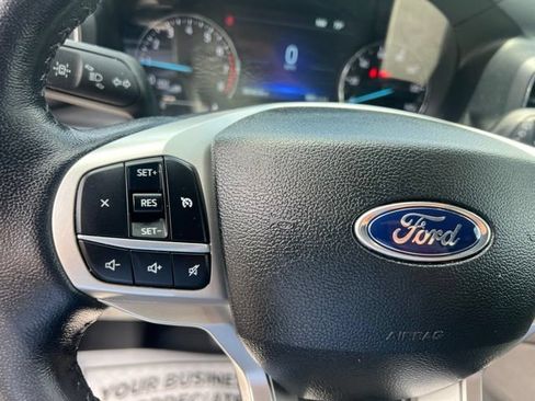 Used 2023 Ford Explorer XLT w/ Equipment Group 202A AWD/4WD image 26
