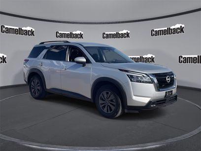 Used 2022 Nissan Pathfinder SV