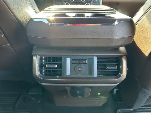 Used 2025 Ford F150 King Ranch w/ FX4 Off-Road Package AWD/4WD image 25