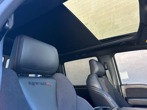 Used 2025 Ford F150 Raptor w/ Equipment Group 803A Raptor R AWD/4WD image 16