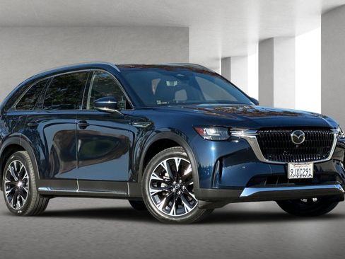 Certified 2024 MAZDA CX-90 Plug-In Hybrid w/ Premium Plus image 2