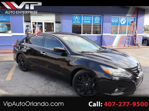 Used 2018 Nissan Altima 2.5 SR w/ SR Midnight Edition FWD image 1