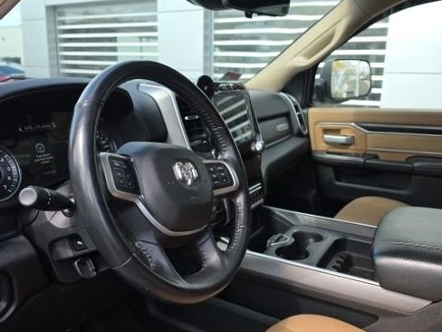 Used 2021 RAM 2500 Big Horn w/ Level 2 Equipment Group AWD/4WD image 5