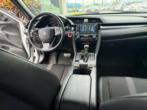 Used 2021 Honda Civic Sport image 11