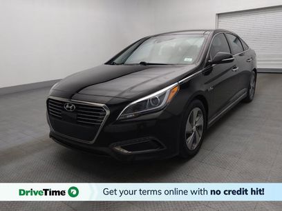Used 2017 Hyundai Sonata Limited w/ Ultimate Package 02