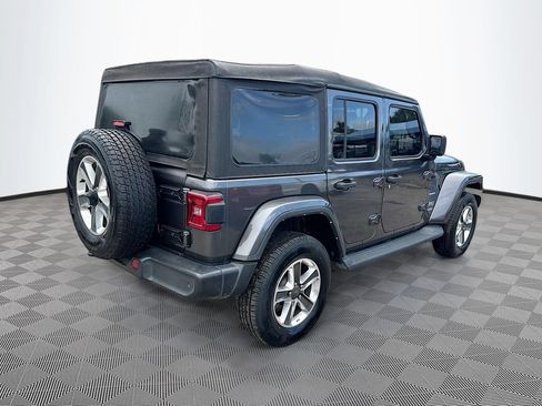 Used 2022 Jeep Wrangler Unlimited Sahara w/ Cold Weather Group AWD/4WD image 6