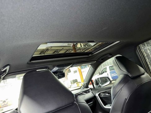 Certified 2021 Toyota RAV4 XSE AWD/4WD image 23