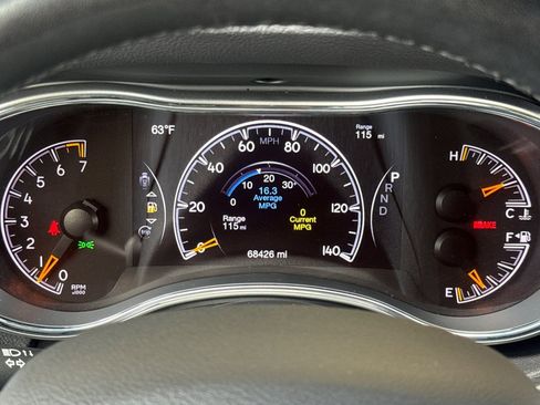 Used 2021 Jeep Grand Cherokee Limited w/ Premium Lighting Group AWD/4WD image 37