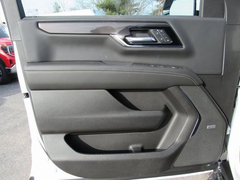 New 2026 GMC Yukon Elevation w/ Elevation Premium Package image 10