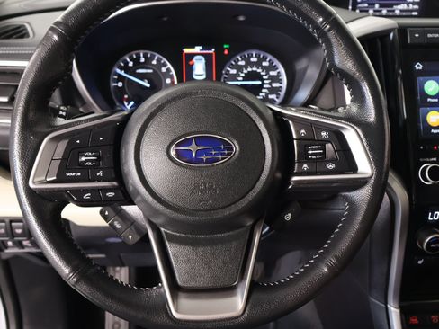 Used 2022 Subaru Ascent Limited w/ Technology Package AWD/4WD image 3