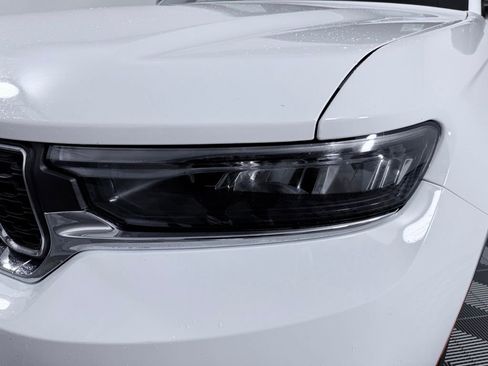 Used 2025 Jeep Grand Cherokee Laredo X w/ Luxury Tech Group I image 26